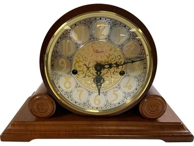 Hermle Mantel Clock Elegant Design with Wooden Frame and Brass Dial - Image 1 of 4