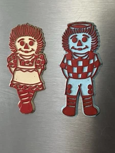 Vintage 1970's Magic Magnet Raggedy Ann & Andy Refrigerator Magnet Set - Picture 1 of 4