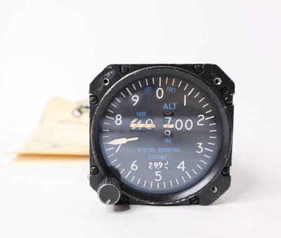 ARC EA-401A Encoding Altimeter (28V) 42540-6128 - Image 1 of 4