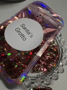 NAIL ART GLITZER NEU!! SANTAS GROTTE 10G HOLOGRAFISCHE TASCHE - Bild 1 von 1