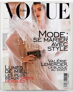 VOGUE PARIS Magazine No.977 May 2017 - VITTORIA CERETTI, EMILY DIDONATO - Bild 1 von 5