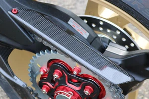 CNC Racing Carbon Fiber Upper Chain Guard For MV Agusta F3 675 800 /RC 2012-2020 - Bild 1 von 2