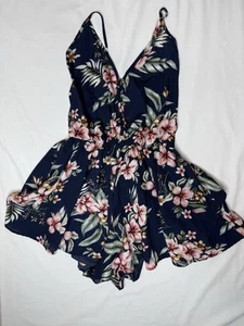Trac Women’s - Floral Romper - 3 Button Front - Adjustable Tie Back - Size Small - Picture 1 of 9
