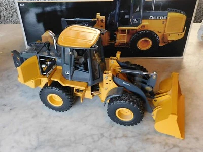 ERTL Wheel loader 1/16 John Deere 544J - Immagine 1 di 4