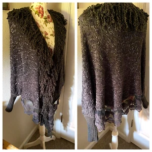 JOHN FASHION SWEATER CHARCOAL GRAY W/ LACE & CURLY FRINGE TUNIC SWEATER SZ M - Picture 1 of 10