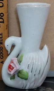 Jarrón vintage miniatura PÁJARO CISNE CON ROSAS ROSAS ROSAS BROTE, HECHO EN JAPÓN - Imagen 1 de 7