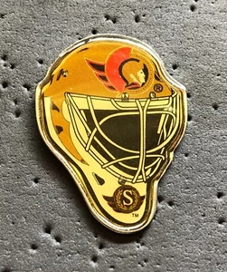 Ottawa Senators Goalie Mask NHL Hockey Pin - Bild 1 von 1