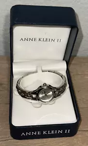 Ladies Anne Klein II Silver Tone Stainless Steel Clasp Watch Needs Battery - Picture 1 of 4