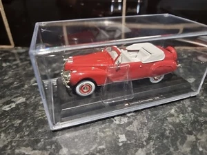 Lincoln Continental 1941 ,Diecast Vehiclein maroon 1.43 Scale . - Picture 1 of 11