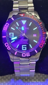 Puredial Tempostar Automatik schwarz/rotes Zifferblatt 45mm Herrenuhr. Neu im Karton - Bild 1 von 8