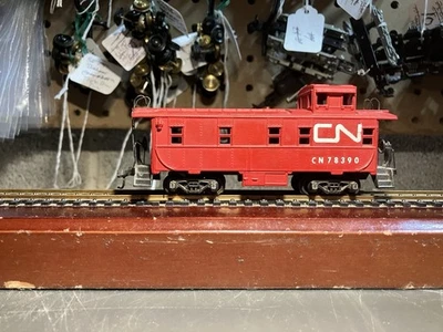Rivarossi HO CN Canadian National Caboose - Image 1 of 4