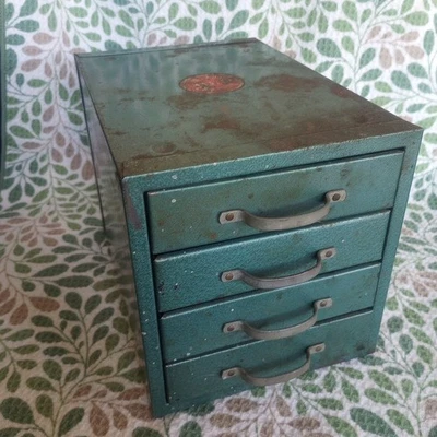 Vintage Wards Master Quality, 4 Drawer, Metal Tool Cabinet, Small Parts Storage - Image 1 of 4