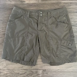Pantalones Cortos Para Mujer The North Face Talla 8 Bolsillo Carga Estilo Informal - Imagen 1 de 8