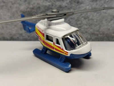 VINTAGE 1999 MATCHBOX "ALPINE RESCUE" HELICOPTER MB416 1:80 SCALE - MINT - Image 1 of 4