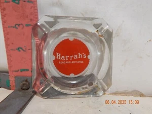 Glass Ashtray Vintage Harrah's Casino Clear Reno & Lake Tahoe Nevada Red Logo - Picture 1 of 1