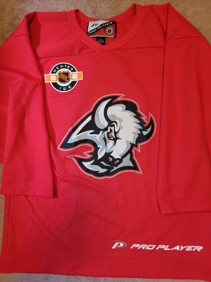 NHL Pro Player Buffalo Sabres Goathead Center Ice Practice Hockey Jersey, Size M - Image 1 of 3