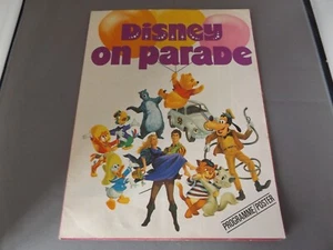 DISNEY ON DESFILE - PÓSTER GRANDE DEL PROGRAMA PLEGABLE - 1975 o 1976 - Imagen 1 de 1