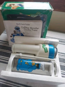 Vintage Sesame Street Cookie Monster Cookie Press Hamilton Beach 1998 Tested - Picture 1 of 8