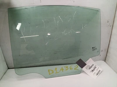 Cristal puerta trasera izquierda Chevrolet Cruze 7567055 2012 Foto 1 de 4