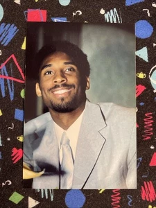 Kobe Bryant Los Angeles Lakers Press Conference Smiling Type 1 Original Photo - Picture 1 of 2