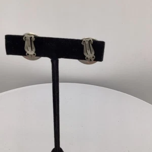 Vintage Signed Artie Yellowhorse Sterling Silver Navajo Clip On Button Earrings - Picture 1 of 2