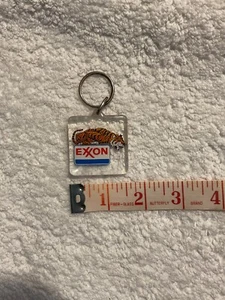Llavero Esso Exxon Mobil Pon un tigre en tu tanque llavero llavero - Imagen 1 de 5