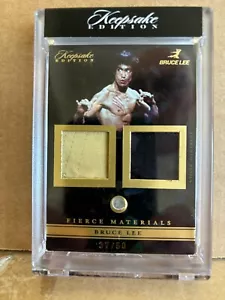 2024 Bruce Lee Keepsake Autentici materiali doppia reliquia e ametista verde #37/50 - Foto 1 di 2