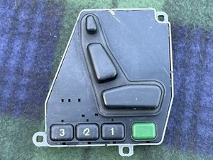 Mercedes-Benz R129 SL500 Left Driver’s Seat Control Switch Pad - Picture 1 of 4