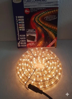 TUBO LUMINOSO LED 6mt luce calda 216 Luci IP44 Esterno Controller 8 giochi NUOVO - Immagine 1 di 3