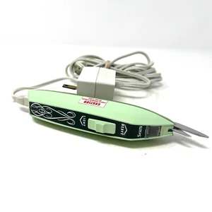 VINTAGE SEARS ELECTRIC SCISSORS with Light WORKS Charger Included - Picture 1 of 9
