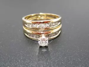 STUNNING 10K YG ROUND DIAMOND BRIDAL SET .50 tcw SZ 7.5 6.22 grams (A18780-1) - Picture 1 of 11