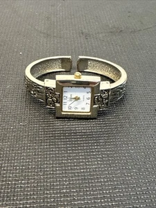 Reloj pulsera Jw1 Vivani para mujer tono plata K102 - Imagen 1 de 12