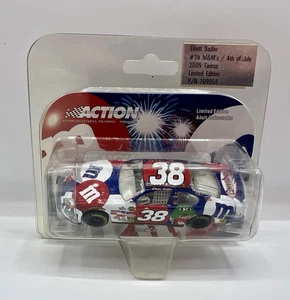 2005 #38 Elliott Sadler M&Ms 4th Of July 1/64 Diecast - Picture 1 of 1