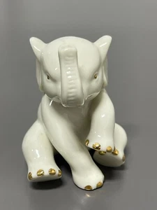 Lenox Porcelain Elephant cream with gold accents 2.5” tall - Foto 1 di 6