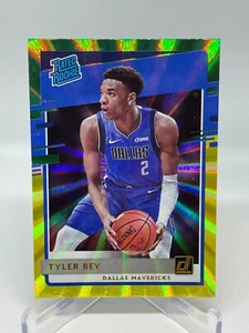 2020-21 Donruss TYLER BEY Rated Rookie Verde Giallo Laser Auto SP Dallas Mavs - Foto 1 di 2