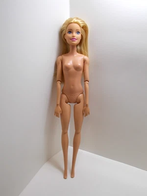 Muñeca Barbie músico 2016 articulada FCP73 Foto 1 de 4