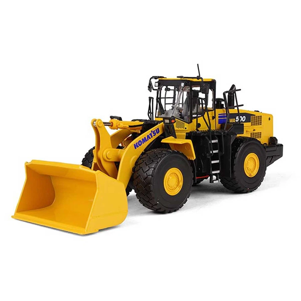 First Gear 1/50 Komatsu WA500 Articulating Wheel Loader 50-3262 - Image 1 of 3