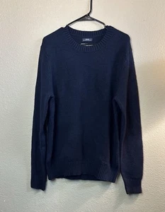 St. John's Bay Sweater Men’s Blue Crew Neck Classic Knit Super Soft Sz Medium - Picture 1 of 12