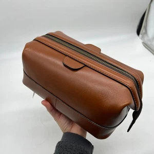 Bolsos de viaje Patricia Nash de cuero para hombre Heritage marrón tostado - Imagen 1 de 15