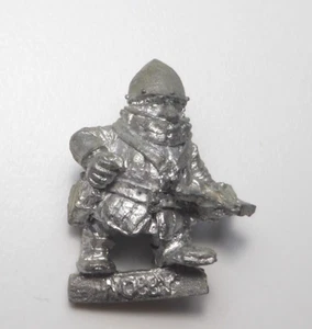 C06 Imperial Dwarf with Crossbow "Nobby"/ "Hargir" Metal Citadel Warhammer - Picture 1 of 1