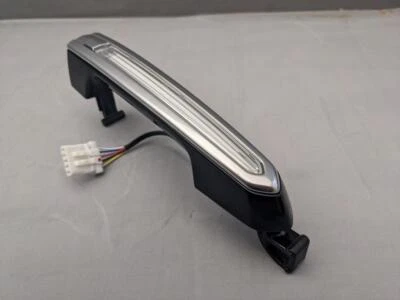 Manija de puerta exterior LED 121V/GXG delantera derecha o derecha OE 2015-22 Cadillac CT4 CT6 XT5 Foto 1 de 4
