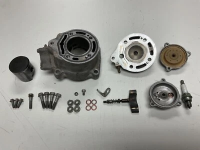 Jarra de cilindro 2014 14 KTM 65 SX SXS 65SX 65SXS cabeza de extremo superior válvula de alimentación barril Foto 1 de 4