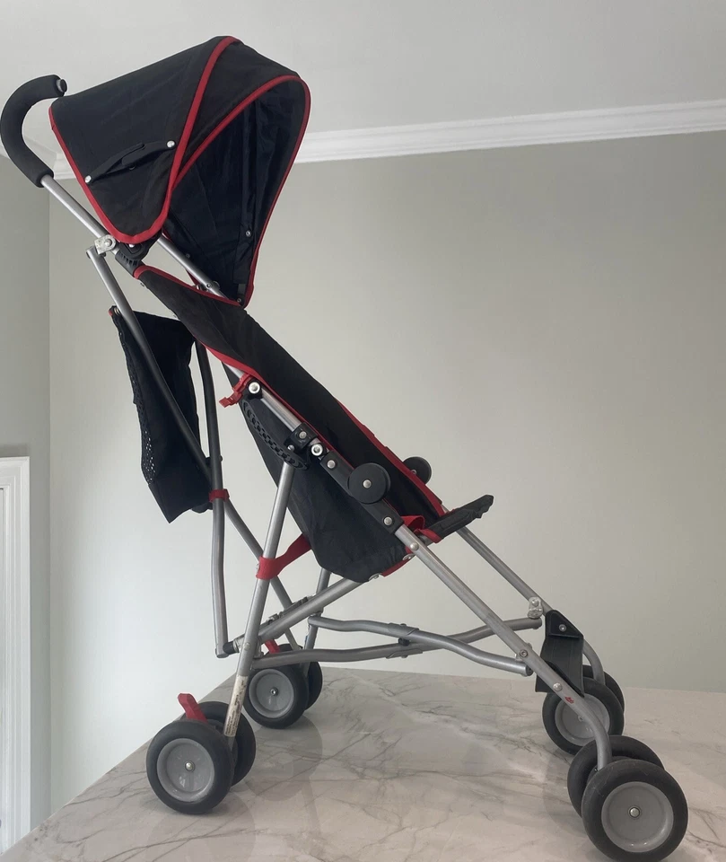 Cochecito Babies R Us Geoffrey con almacenamiento adicional y sombrilla PICK UP NJ Foto 1 de 4