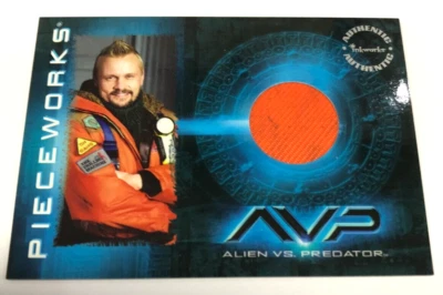 2004 INKWORKS AVP ALIEN VS PREDATOR TRADING CARD COSTUME CHASE CARD PW3-QUINN - Image 1 of 2