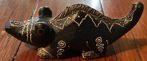 Small wooden carved lizard - Picture 1 of 5