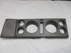 1982-1985 Chevy S10 Blazer GMC S15 Speedometer Gauge Cluster Bezel OEM - Picture 1 of 11
