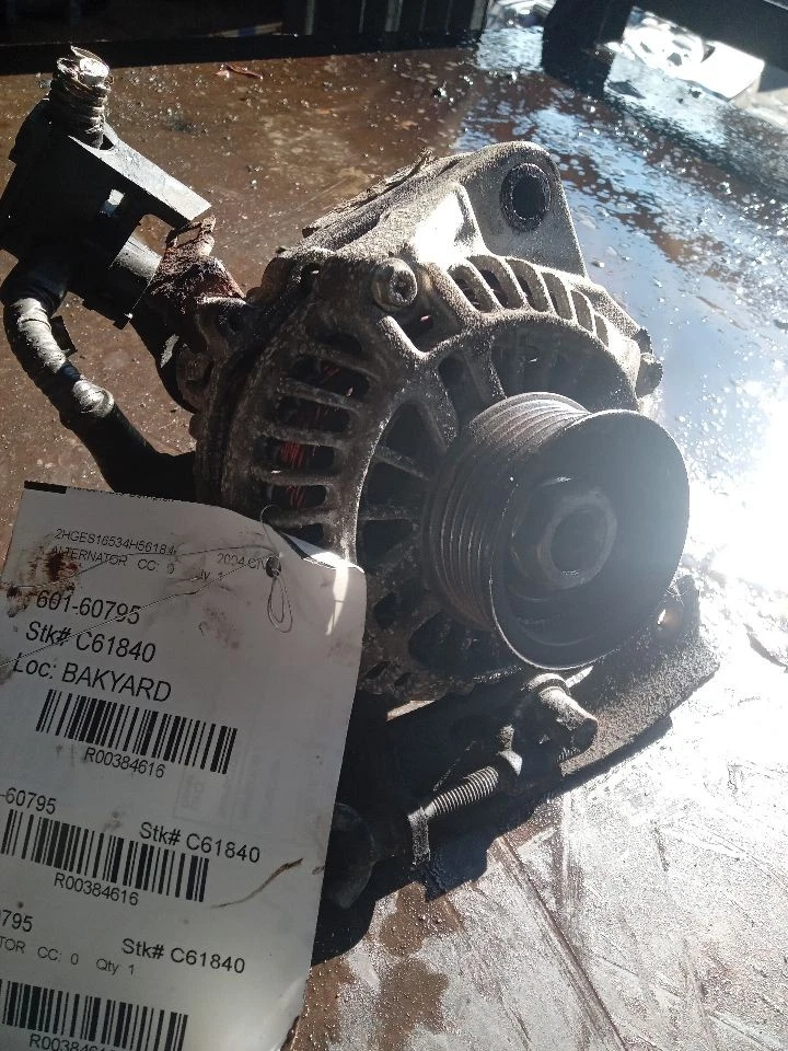 Used Alternator fits: 2004 Honda Civic Mitsubishi manufacturer 1.7L US market Gr Foto 1 de 4