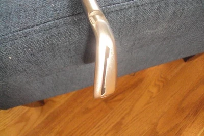 Taylormade Speedblade 5 ferro 85g acciaio regolare 38,5" impugnatura media allineamento - Immagine 1 di 4