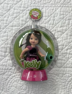 FELICES FIESTAS KELLY (HERMANA BARBIE) MUÑECA/ADORNO DE NAVIDAD MATTEL 2006 NUEVO Foto 1 de 4