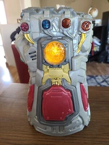 Marvel Avengers: Endgame Thanos Infinity Gauntlet Fist Toy Hasbro Works - Picture 1 of 7